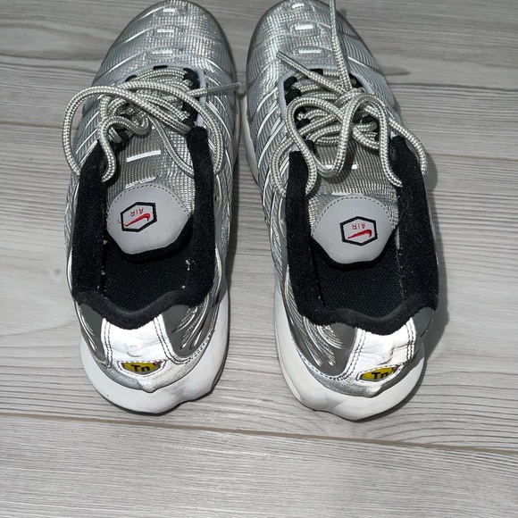 Nike airmax Plus Silver Bullet - Picture 4 of 4